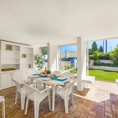 Pinheiro Oura By Villa Albufeira