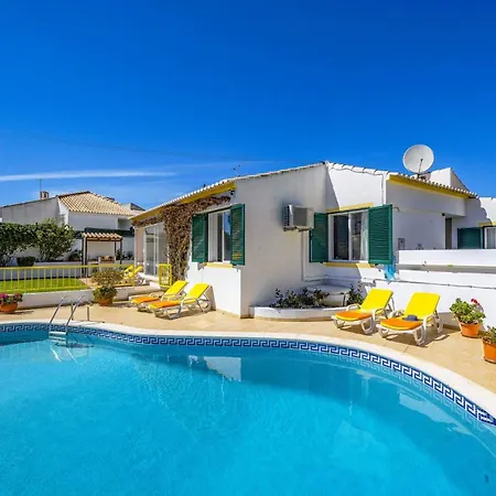 Villa Pinheiro Oura By *