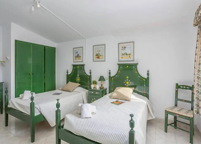 Villa Pinheiro Oura By Albufeira