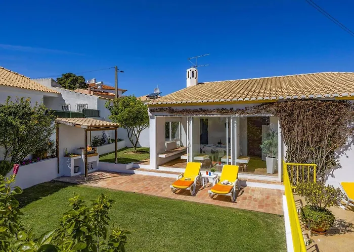 Villa Pinheiro Oura By *