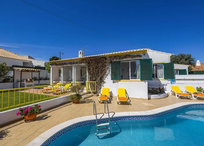 Pinheiro Oura By Villa *